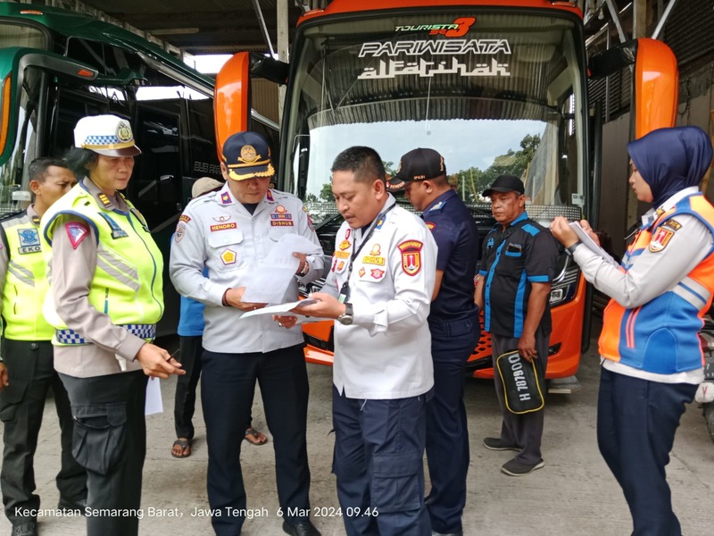 Dinas Perhubungan Semarang Gelar Ramp Check Massal, Pastikan Kendaraan Umum Layak Jalan
